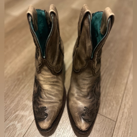 Corral Booties - Picture 3 of 16